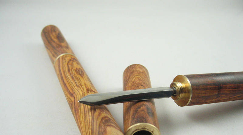 两支极品好花纹同料-越南黄花梨茶刀----隐锋系列b